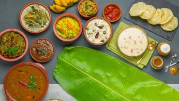പൊന്നോണപ്പുലരിയിലേക്ക് കണ്തുറന്ന് മലയാളം