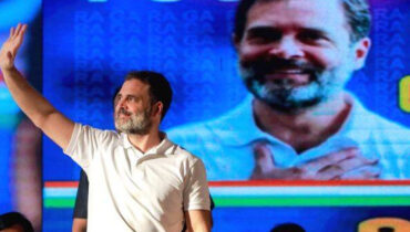 ‘നിങ്ങള് സ്നേഹം തന്ന് എന്നെ സംരക്ഷിച്ചു, ഇന്ന് ഞാന് കുടുംബത്തിലേക്ക് മടങ്ങി വന്നിരിക്കുന്നു’; രാഹുല് ഗാന്ധി വയനാട്ടില്