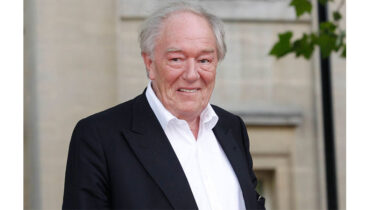 ഹാരിപോട്ടറിലെ പ്രഫ. ഡമ്പിള്‍ഡോര്‍ കഥാപാത്രത്തിലൂടെ പ്രശസ്തനായ ബ്രിട്ടിഷ് നടന്‍ മൈക്കല്‍ ഗാംബന്‍ അന്തരിച്ചു