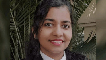 ചരിത്രത്തിലാദ്യമായി സുപ്രീംകോടതിയില്‍ ബധിരയും മൂകയുമായ അഭിഭാഷക ആംഗ്യഭാഷയില്‍ കേസ് വാദിച്ചു