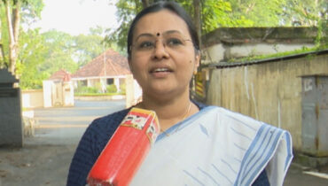 ‘പേഴ്‌സണല്‍ അസിസ്റ്റന്റിനെതിരായ കൈക്കൂലി ആരോപണം’; കുറ്റം ചെയ്തിട്ടുണ്ടെങ്കില്‍ കര്‍ശന നടപടിയുണ്ടാകുമെന്ന് മന്ത്രി വീണാ ജോര്‍ജ്