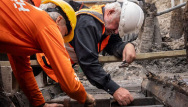 ഫ്ലോറിഡയില്‍ റോഡ് നിര്‍മാണത്തിനിടെ കണ്ടെത്തിയത് നൂറു വർഷം പഴക്കമുള്ള ബോട്ട്