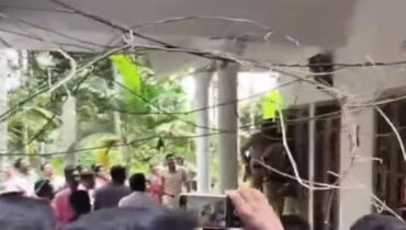 വയനാട്ടില്‍ ഭാര്യയെയും മകനെയും വെട്ടിക്കൊന്ന ശേഷം ഗൃഹനാഥന്‍ ആത്മഹത്യ ചെയ്തു