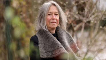 നൊബേല്‍ ജേതാവ് ലൂയിസ് ഗ്ലൂക്ക് അന്തരിച്ചു