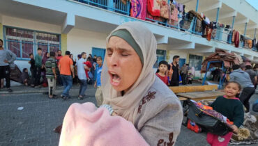 വടക്കൻ ഗാസയിലെ അൽ-ഫഖൂറ സ്‌കൂളിൽ ഇസ്രായേൽ വ്യോമാക്രമണം; 50 മരണം