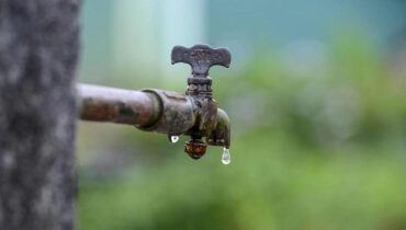 മലയാളിക്ക് ഇരുട്ടടിയായി  വെള്ളക്കരവും കൂടും