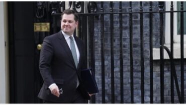 റുവാണ്ട ബിൽ വിവാദം: ബ്രിട്ടനിലെ കുടിയേറ്റ കാര്യ മന്ത്രി രാജിവച്ചു