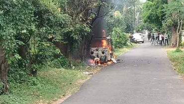 തൃശൂരില് നിര്ത്തിയിട്ട ഓട്ടോയ്ക്കു തീപിടിച്ച് ഡ്രൈവര് മരിച്ചു
