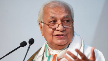 ഗവര്‍ണര്‍ക്കെതിരെ തലസ്ഥാനത്തും ബാനര്‍ ഉയര്‍ത്തി എസ്എഫ്‌ഐ; സുരക്ഷ വര്‍ദ്ധിപ്പിച്ച് പോലീസ്