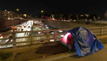 വാടക കൂടി, സഹായവും നിന്നു; യുഎസിലെ ഭവനരഹിതരുടെ എണ്ണത്തിൽ വൻ വർധന