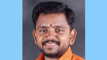 ശബരിമല കീഴ്ശാന്തിയുടെ സഹായി കുഴഞ്ഞുവീണു മരിച്ചു, നട തുറന്നത് 20 മിനിറ്റ് ഓളം വൈകി