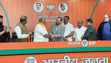 ജനപക്ഷം ഇനി ബിജെപിയില്‍; പിസി ജോര്‍ജും മകന്‍ ഷോണ്‍ ജോര്‍ജും ബിജെപി അംഗത്വം സ്വീകരിച്ചു