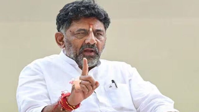മന്ത്രിസഭ പുനസംഘടന: കർണാടക കോൺഗ്രസിൽ അതൃപ്തി പുകയുന്നു, എംഎൽഎമാർ രാജിപ്രഖ്യാപിച്ചു, അണികൾ തെരുവിലിറങ്ങി