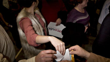 കൊടും തണുപ്പിൽ  വോട്ടെടുപ്പിന് ഒരുങ്ങി അയോവ; ട്രംപ് 48 ശതമാനം വോട്ട് നേടുമെന്ന് സർവേ