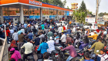 പുതിയ ഹിറ്റ് ആന്ഡ് റണ് നിയമം : ട്രക്ക് സമരം പിന്വലിച്ചു
