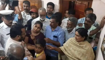 ‘മനുഷ്യനു പുല്ലുവില, വോട്ടുതേടി കാട്ടിൽപൊക്കോണം’; മന്ത്രിസംഘത്തോട് പൊട്ടിത്തെറിച്ച് അജീഷിന്റെ മക്കൾ