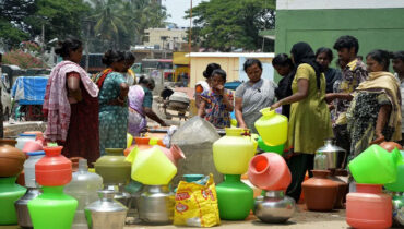 വെള്ളമില്ലാതെ നെട്ടോട്ടമോടി ബംഗളൂരു ; പ്രതിദിനം 500 ദശലക്ഷം ലിറ്റര്‍ ജലക്ഷാമം നേരിടുന്നതായി കര്‍ണാടക മുഖ്യമന്ത്രി