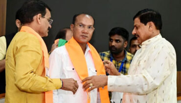 ‘മോദിയുടെ വികസന പ്രവര്‍ത്തനങ്ങളില്‍ ആകൃഷ്ടരായി’, കോണ്‍ഗ്രസ് എം.എല്‍.എ കമലേഷ് ഷായും കുടുംബവും ബിജെപിയില്‍ ചേര്‍ന്നു