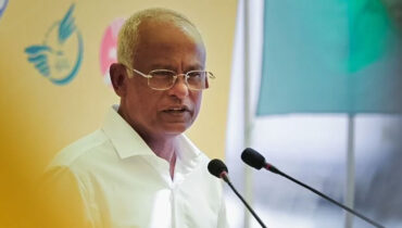‘പിടിവാശി’ നിര്ത്തി സാമ്പത്തിക വെല്ലുവിളികള് മറികടക്കാന് അയല്ക്കാരുമായി സംസാരിക്കണം; മാലദ്വീപ് പ്രസിഡന്റിന് മുന് പ്രസിഡന്റിന്റെ ഉപദേശം