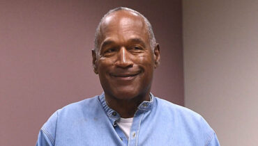 അമേരിക്കൻ ഇതിഹാസ ഫുട്ബോള്‍ താരവും നടനും വ്യവസായിയുമായിരുന്ന ഒ.ജെ. സിംപ്‌സണ്‍ അന്തരിച്ചു