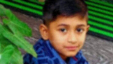 കൊച്ചിയിൽ കൂട്ടുകാർക്കൊപ്പം കളിക്കാൻ സൈക്കിളിലെത്തിയ 8 വയസുകാരന് ദാരുണാന്ത്യം, മരം വൈദ്യുതി പോസ്റ്റിലേക്ക് മറിഞ്ഞത് ദുരന്തമായി