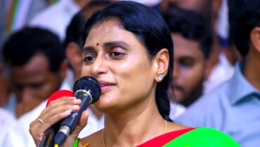 ആന്ധ്രാ കോണ്ഗ്രസ് അധ്യക്ഷ വൈ.എസ് ശര്മിള നാമനിര്ദേശ പത്രിക സമര്പ്പിച്ചു