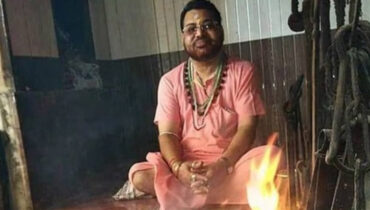 120 സ്ത്രീകളെ ബലാത്സംഗം ചെയ്ത് വീഡിയോ പകര്ത്തി; വിവാദ ആൾദൈവം ‘ജിലേബി ബാബ’ ജയിലില് മരിച്ചു
