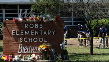 യുവാൾഡി സ്കൂൾ കൂട്ടകുരുതിയിൽ 500 മില്യൺ ഡോളർ നഷ്ടപരിഹാരം ആവശ്യപ്പെട്ട്‌ കേസ്