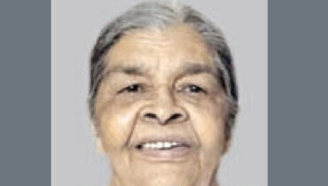 ഏല്യാമ്മ ചാക്കോ നിര്യാതയായി