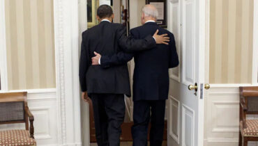 ബൈഡൻ തൻ്റെ സ്ഥാനാർഥിത്വത്തെ കുറിച്ച് പുനർ വിചിന്തനം ചെയ്യണം: മുൻ യുഎസ് പ്രസിഡൻ്റ് ബരാക് ഒബാമ