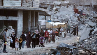 ഗാസയില്‍നിന്ന് ഇസ്രയേല്‍ സൈന്യം പിന്മാറിത്തുടങ്ങി; പലസ്തീനികള്‍ വീടുകളിലേക്ക് മടങ്ങുന്നു, ട്രംപിന്റെ സാന്നിധ്യത്തില്‍ കരാര്‍ ഒപ്പിടല്‍ നാളെ ഈജിപ്തില്‍