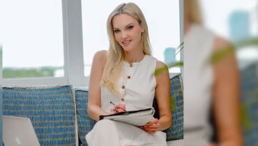 ബൈഡന്റെ പിന്മാറ്റം കിറുകൃത്യം, അടുത്ത യു.എസ് പ്രസിഡന്റ് ആരെന്നും പ്രവചിച്ച് ആമി ട്രിപ്പ്