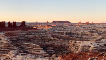 യുഎസിൽ ‘സൈലന്റ് കില്ലർ’ ആയി ചൂട്; അമേരിക്കയിലെ നാഷണൽ പാർക്കിൽ വെള്ളം കിട്ടാതെ അച്ഛനും മകളും മരിച്ചു