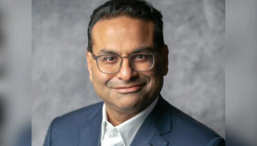 ലക്ഷ്മൺ നരസിംഹൻ സ്റ്റാർബക്സ് സിഇഒ സ്ഥാനം ഒഴിഞ്ഞു; പകരം ബ്രയാൻ നിക്കോൾ