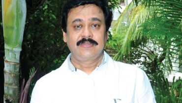 വീണ്ടും വിനയന്, ‘ഹേമ കമ്മിറ്റി റിപ്പോര്ട്ട് പുറത്തുവരാതിരുന്നത് മന്ത്രി ഉള്പ്പെടുന്ന പവര് ഗ്രൂപ്പ് കാരണം’!