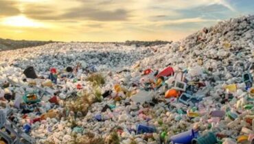 ചൈനയും അമേരിക്കയും പിന്നിൽ, പ്ലാസ്റ്റിക് മലിനീകരണത്തില്‍ ഇന്ത്യ ബഹുദൂരം മുന്നിലെന്ന് റിപ്പോര്‍ട്ട്, നൈജിരിയ രണ്ടാമത്