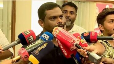 ‘തെറ്റ് ചെയ്തെങ്കില് എന്നെ കല്ല് എറിഞ്ഞുകൊല്ലാം’, ഒരുരൂപ പോലും പിരിച്ചിട്ടില്ലെന്നും മനാഫ്; ‘ലോറിക്ക് അര്ജുന്റെ പേരിടും’