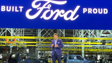 ട്രംപിന്റെ താരിഫ് നയം തലവേദനയാകുന്നുവെന്ന് ഫോര്‍ഡ് സിഇഒ ; വളരെയധികം ചെലവും കുഴപ്പങ്ങളുമുണ്ടാക്കുന്നു !