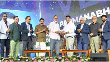 ടിഞ്ചു പത്മനാഭന് 2025 ലെ വിബിഎ എക്സലന്‍സ് അവാര്‍ഡ്, കൊച്ചൗസേഫ് ചിറ്റിലപ്പള്ളി സമ്മാനിച്ചു