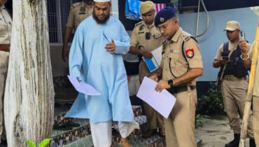 പഹല്‍ഗാമിലും പുല്‍വാമയിലും നടന്ന ഭീകരാക്രമണങ്ങള്‍ സര്‍ക്കാരിന്റെ ഗൂഢാലോചനകളാണെന്ന് അസം എംഎല്‍എ, അറസ്റ്റ് ചെയ്ത് പൊലീസ്