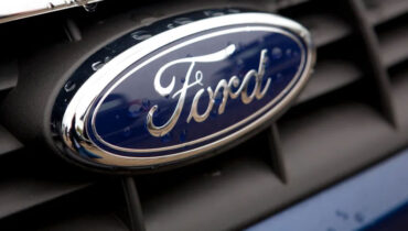 യുഎസ് വിപണിയില്‍ നിന്ന് 3.5 ലക്ഷത്തിലധികം ട്രക്കുകള്‍ പിന്‍വലിക്കുമെന്ന് ഫോര്‍ഡ് മോട്ടോര്‍ കമ്പനി, കാരണമിതാണ്