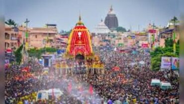 പുരി ജഗന്നാഥ ക്ഷേത്രത്തിലെ രഥയാത്രയ്ക്കിടെ തിക്കിലും തിരക്കിലും പെട്ട് മൂന്ന് മരണം; 10 പേർക്ക് പരിക്ക്
