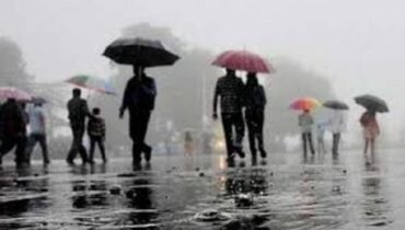 മഴ കനക്കുന്നു; കേരളത്തിൽ നാളെ രണ്ട് ജില്ലകളില് അതിശക്തമായ മഴയ്ക്ക് സാധ്യത