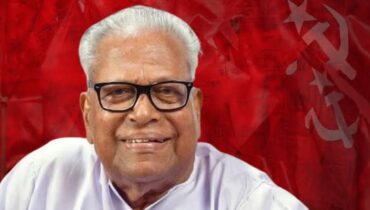വിട പറഞ്ഞ് വി എസ് : സർക്കാർ ഓഫീസുകൾക്കും കോളേജുകളടക്കം വിദ്യാഭ്യാസ സ്ഥാപനങ്ങൾക്കും ആലപ്പുഴയിൽ നാളെ അവധി