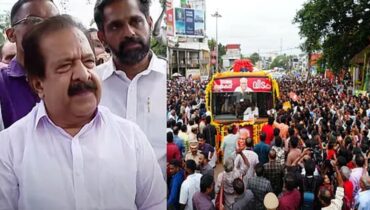 വിലാപയാത്ര ഹരിപ്പാട് എത്തിയപ്പോൾ വി എസിനെ കാത്ത് രമേശ് ചെന്നിത്തലയും