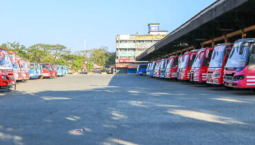 സ്വകാര്യ ബസുടമകളുടെ സൂചനാ സമരത്തില്‍ വലഞ്ഞ് ജനം, ഇന്ന് അര്‍ധരാത്രിയില്‍ അഖിലേന്ത്യ മുടക്ക് തുടങ്ങും