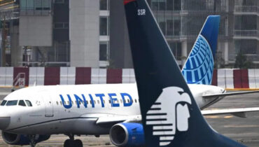അതേ ബോയിങ് 787-8 ഡ്രീംലൈനര്‍:  വാഷിങ്ടണിൽ നിന്ന് പറന്ന് 5000 അടി ഉയരത്തിൽ 1എൻജിൻ തകരാറിലായി, മെയ്ഡേ സന്ദേശം അയച്ച് പൈലറ്റ്, ഒടുവിൽ സുരക്ഷിതമായി തിരിച്ചിറക്കി