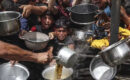 ഗാസ വീണ്ടും പട്ടിണിയിലേക്ക്; ഫണ്ട് പ്രതിസന്ധിയിൽ ഭക്ഷ്യസഹായം വെട്ടിക്കുറച്ച് യു.എൻ ഏജൻസി, അഞ്ച് ലക്ഷത്തോളം പേർക്ക് ഇനി ഭക്ഷണമില്ല
