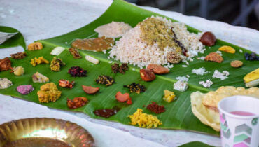 ചരിത്ര പ്രസിദ്ധമായ ആറന്‍മുള വള്ള സദ്യ; രുചിപ്പെരുമയുടെ ഭക്ഷണമാമാങ്കം