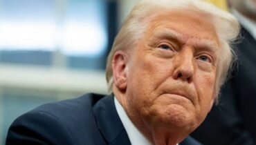 ട്രംപിന് എതിരായ കേസുകൾ; കൈകാര്യം ചെയ്ത മുൻ പ്രോസിക്യൂട്ടർക്കെതിരെ അന്വേഷണം